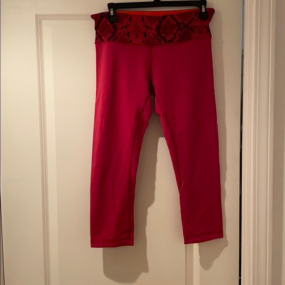 lululemon athletica Pants - Cropped Lululemon leggings
